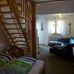 Zum Alten Forsthaus Konukevi