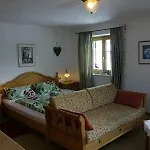 Zum Alten Forsthaus Konukevi 3*