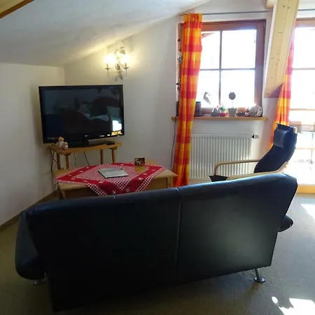 Zum Alten Forsthaus Guest house