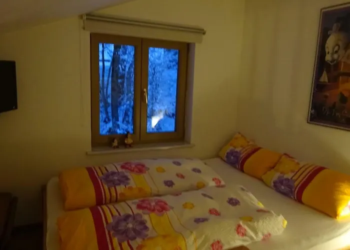 Zum Alten Forsthaus 3*